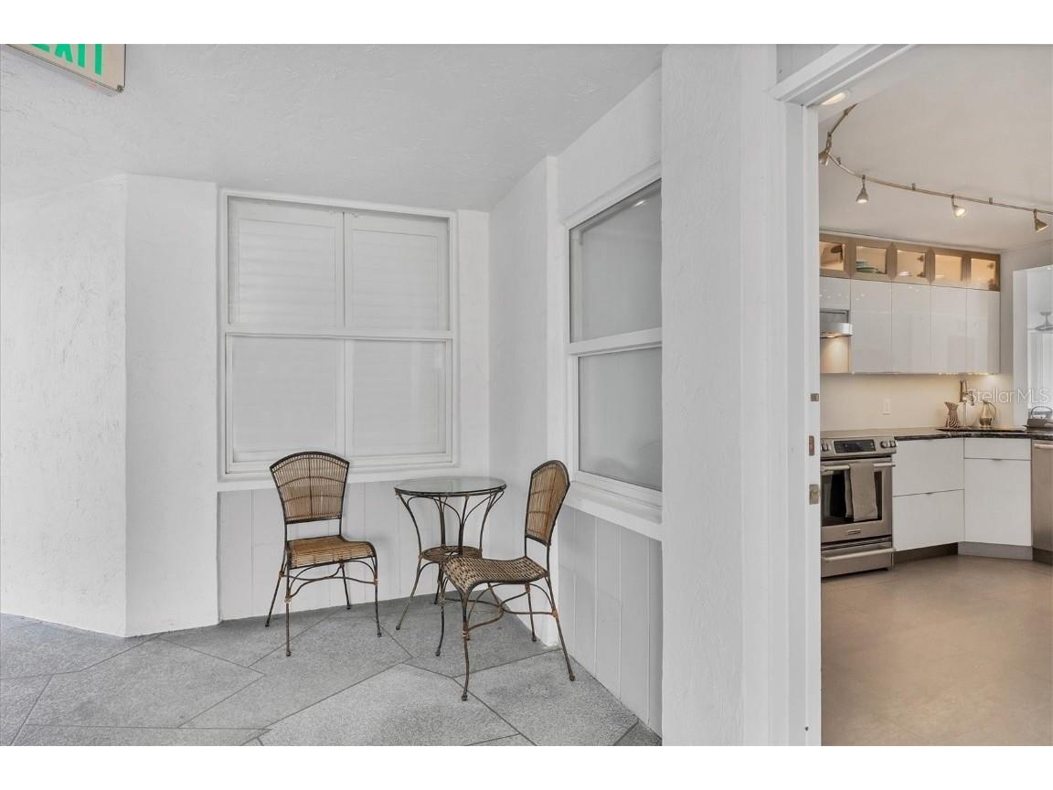 1770 Benjamin Franklin Drive #204 Sarasota FL 34236 A4636115 image1