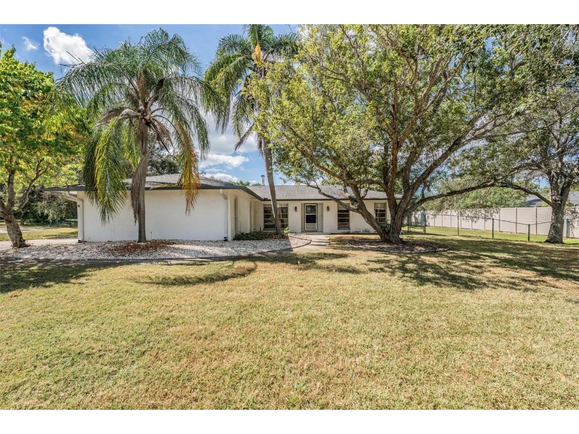 1770 Braxton Bragg Lane Clearwater FL 33765 TB8438631 image1