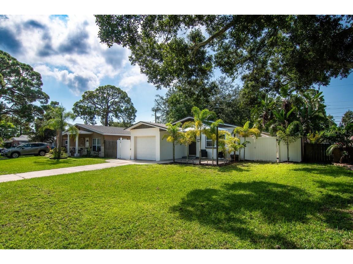 1770 New Hampshire Avenue NE Saint Petersburg FL 33703 U8214598 image1