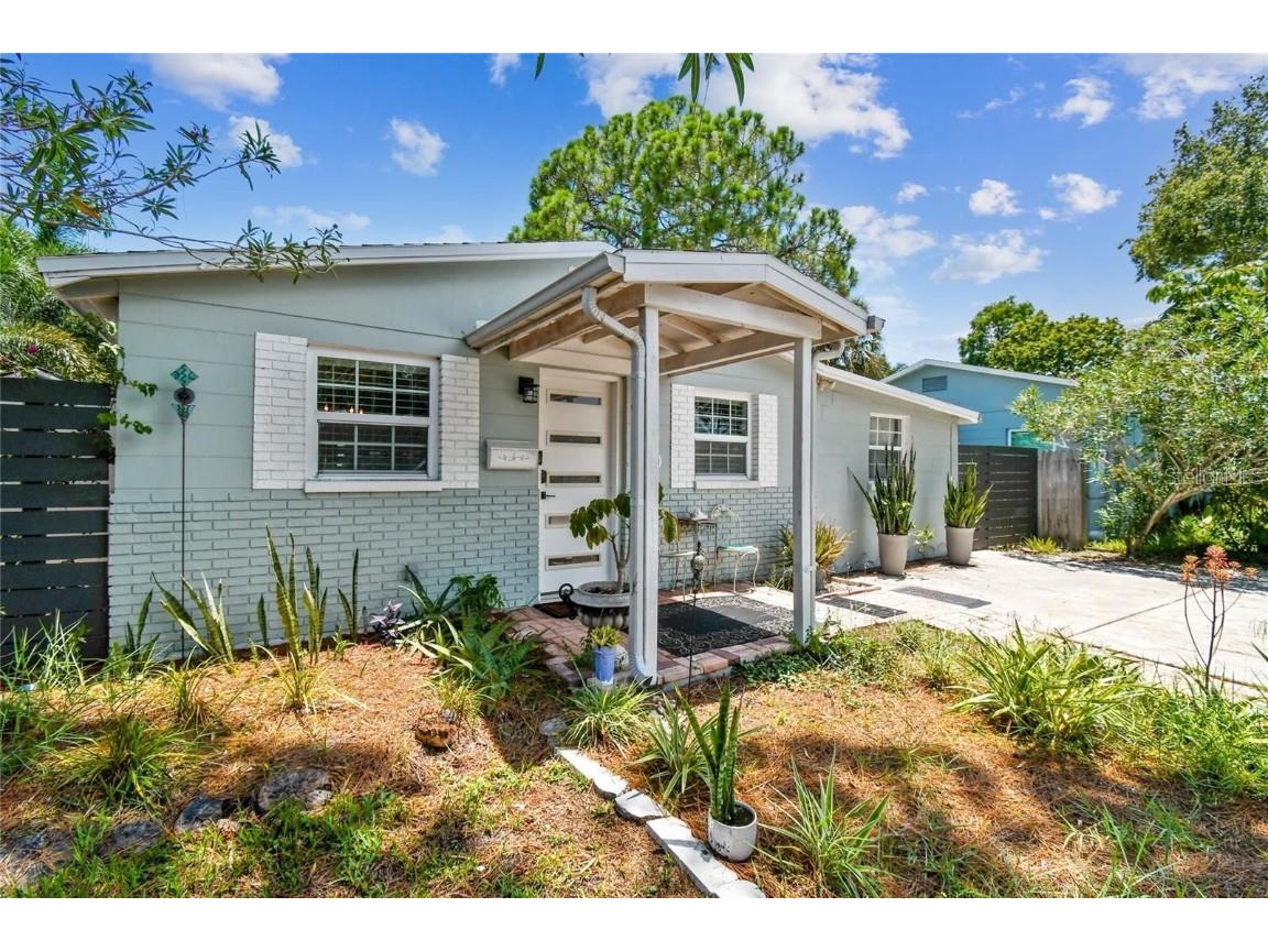 1770 Shore Acres Boulevard NE Saint Petersburg FL 33703 T3446256 image1