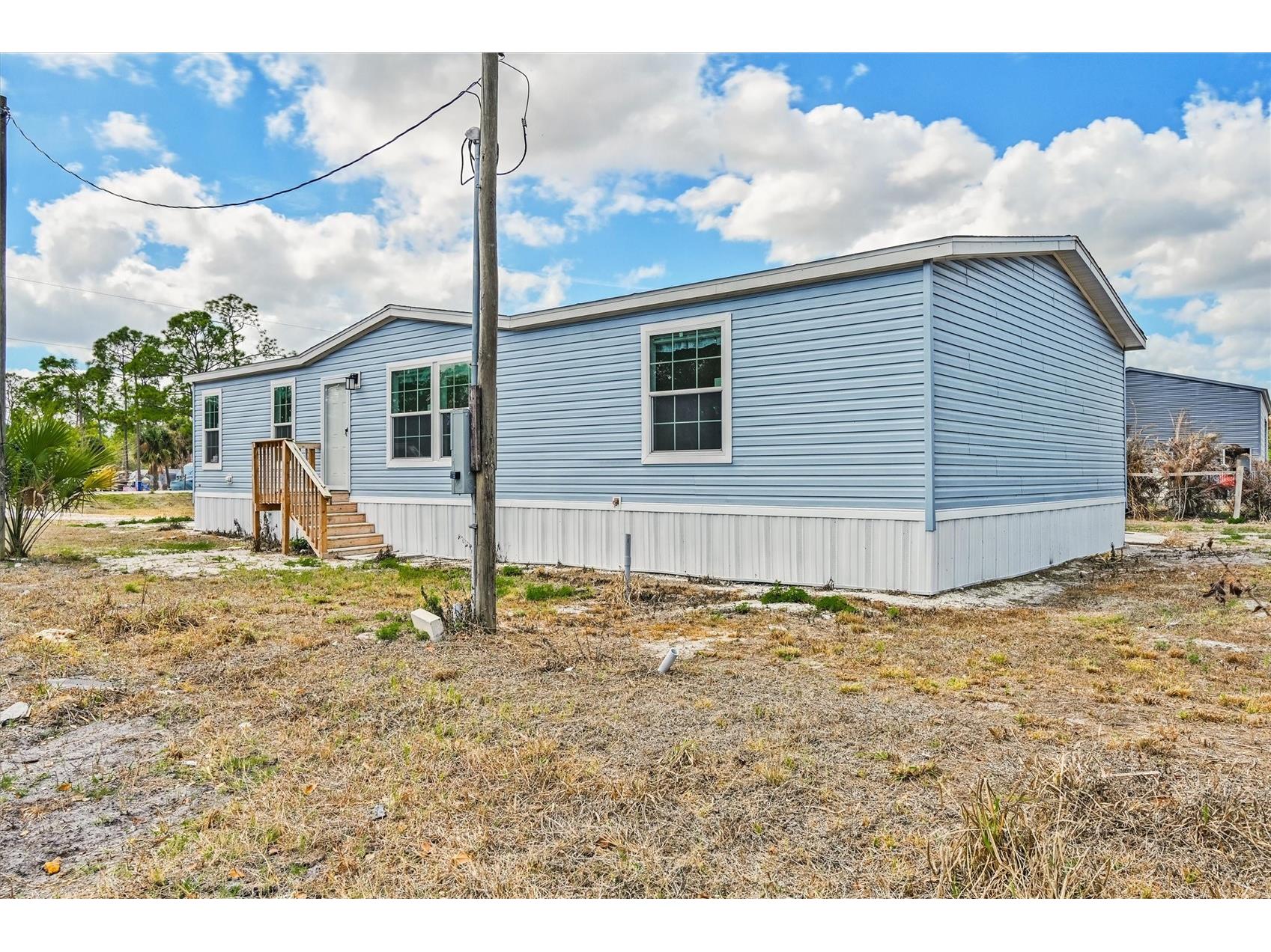 1770 Tucker Lane North Fort Myers FL 33917 A4685043 image6