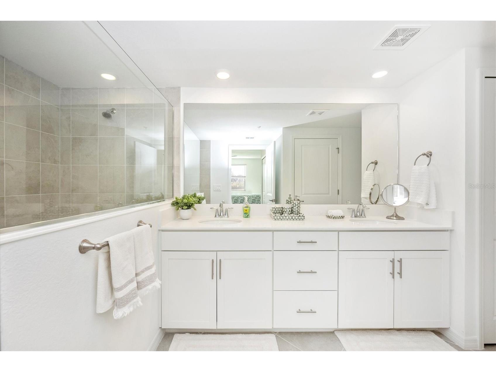 17700 Boracay Court #102 Venice FL 34293 N6142113 image29