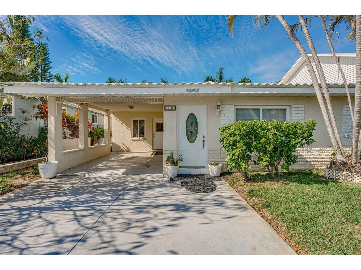 17702 1st Street E Redington Shores FL 33708 U8229684 image1