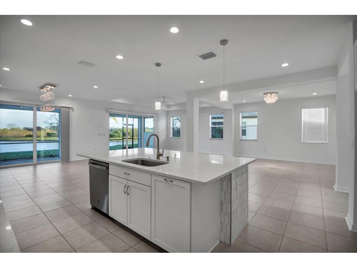 17703 Savory Mist Circle Bradenton FL 34211 A4685287 image16