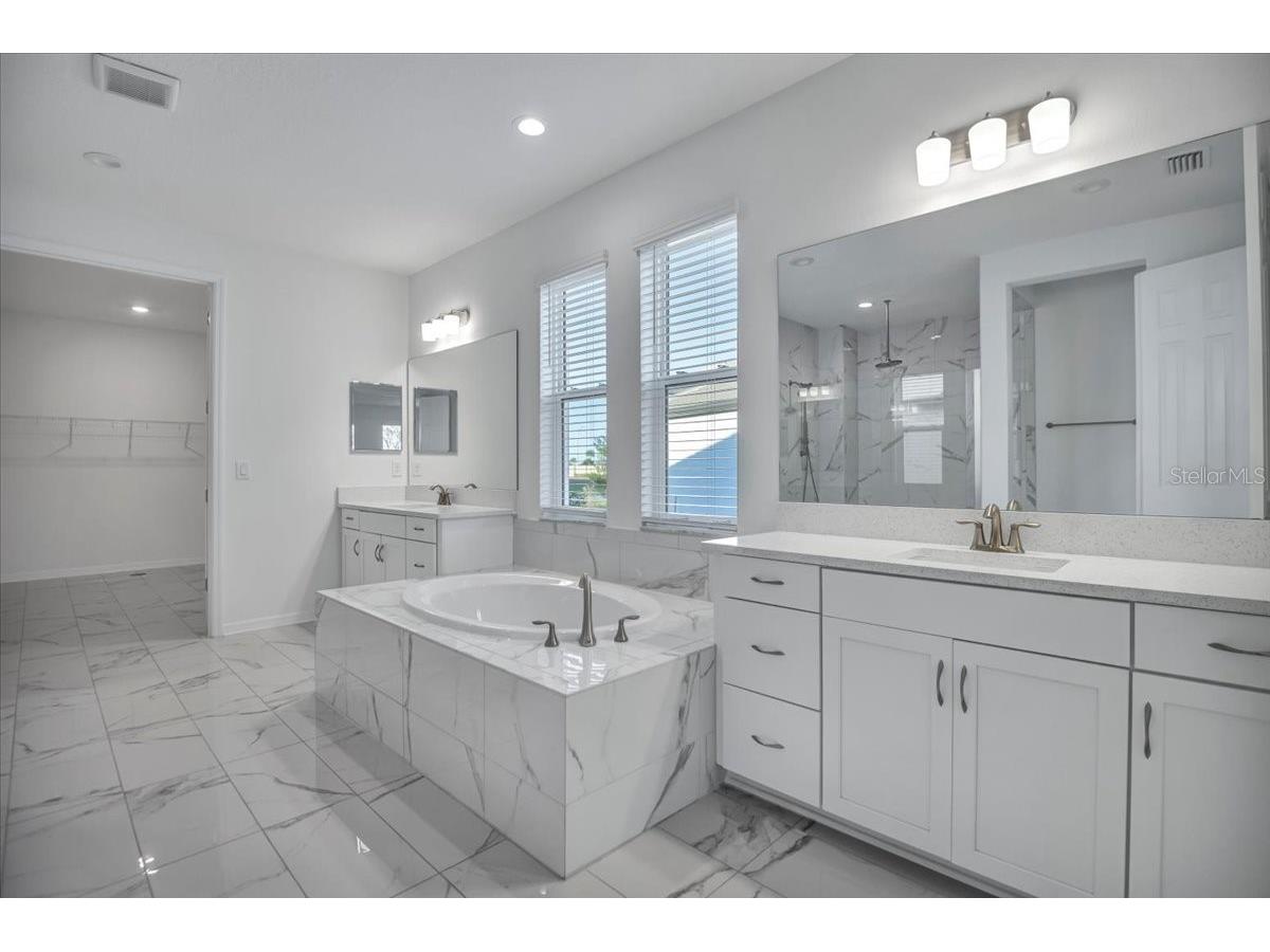 17703 Savory Mist Circle Bradenton FL 34211 A4685287 image35