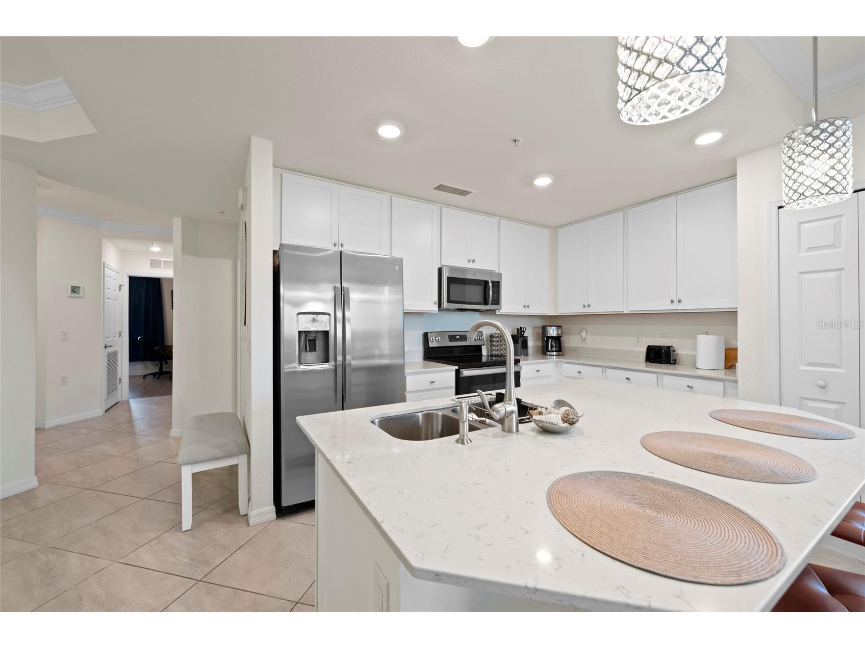 17704 Gawthrop Dr #201 Bradenton FL 34211 A4692904 image3