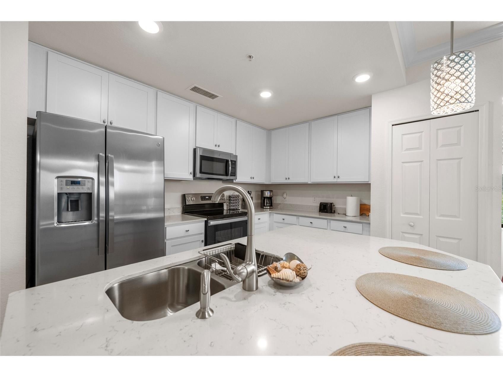 17704 Gawthrop Dr #201 Bradenton FL 34211 A4692904 image5