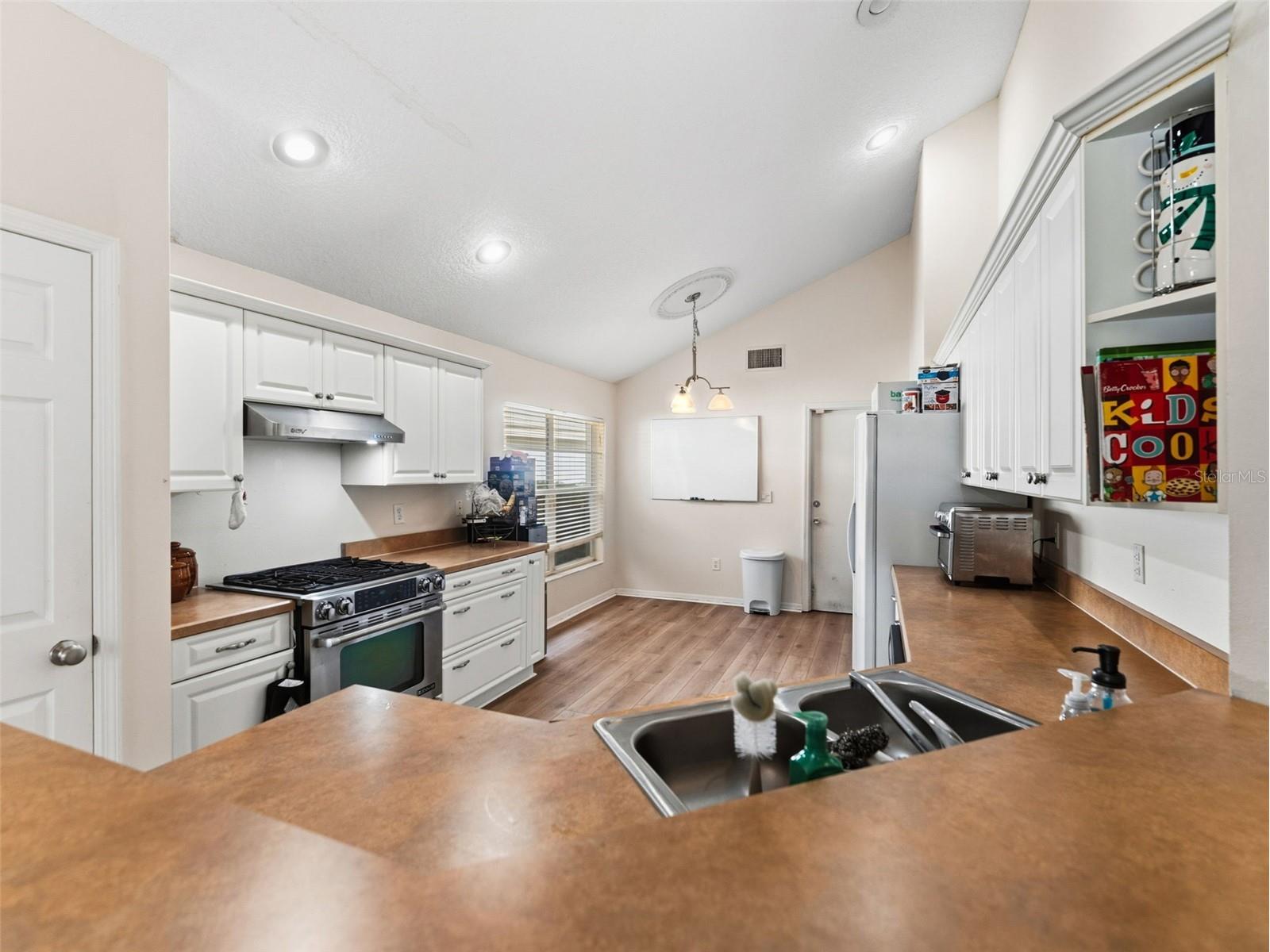 17704 Nathans Drive Tampa FL 33647 TB8460446 image13
