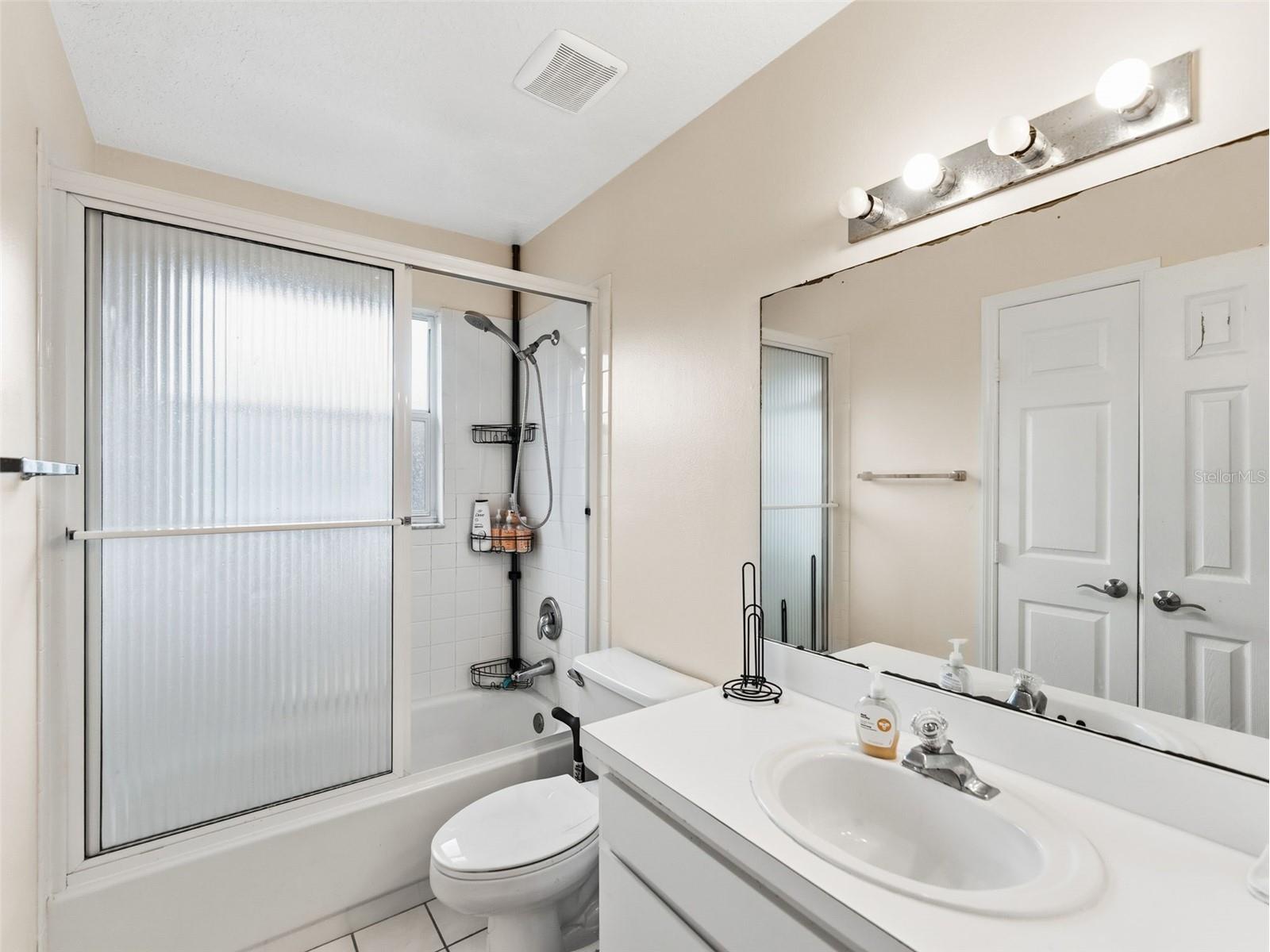 17704 Nathans Drive Tampa FL 33647 TB8460446 image24