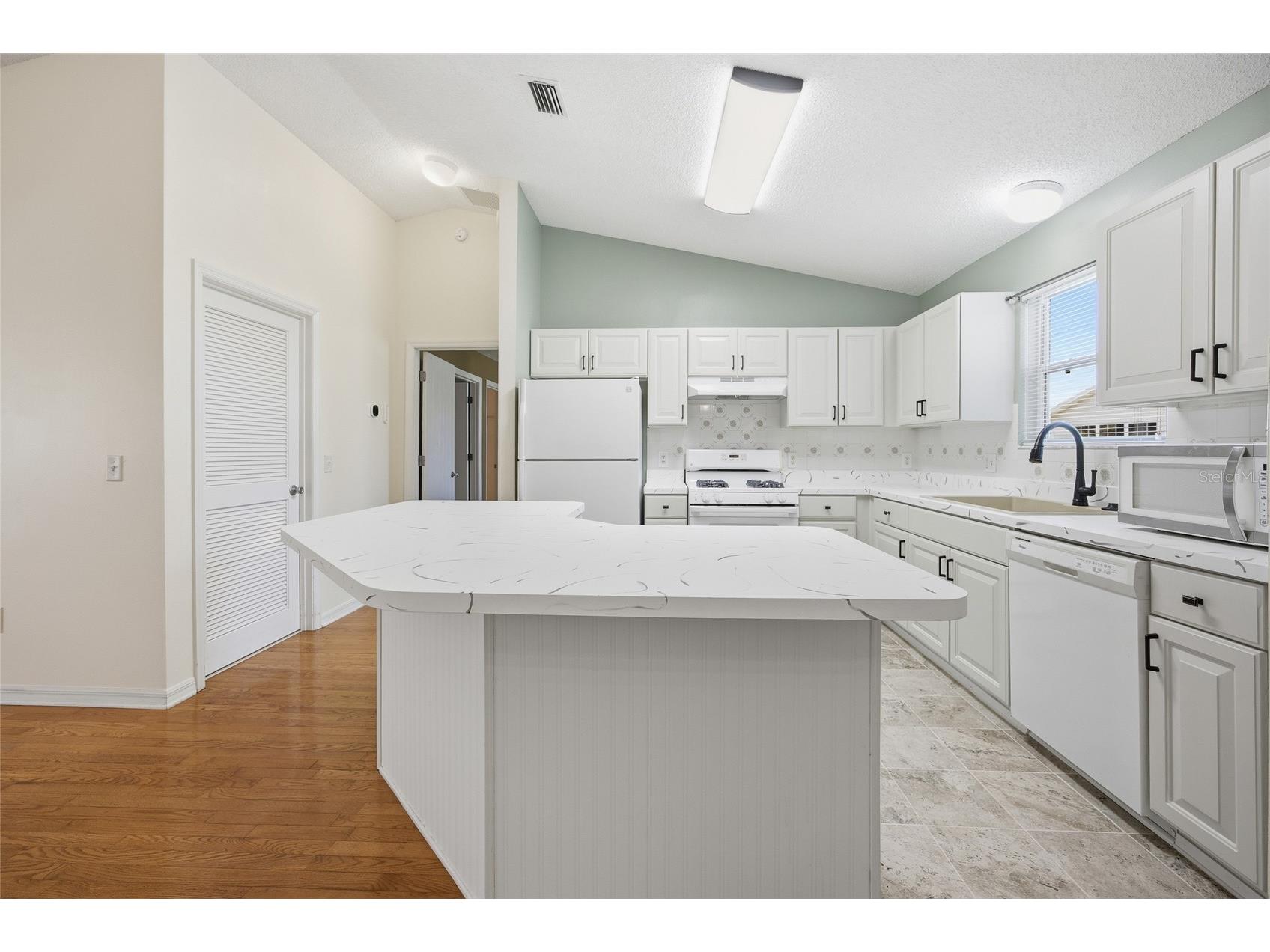 17705 SE 93rd Hawthorne Avenue The Villages FL 32162 G5111828 image11