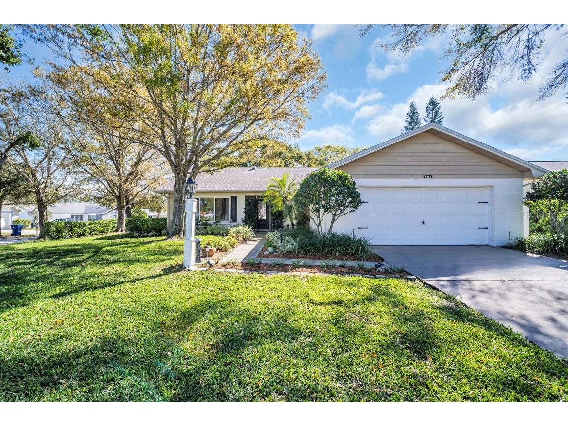 1771 Macdonnell Drive Palm Harbor FL 34684 - LAKE TARPON TB8359797 image1