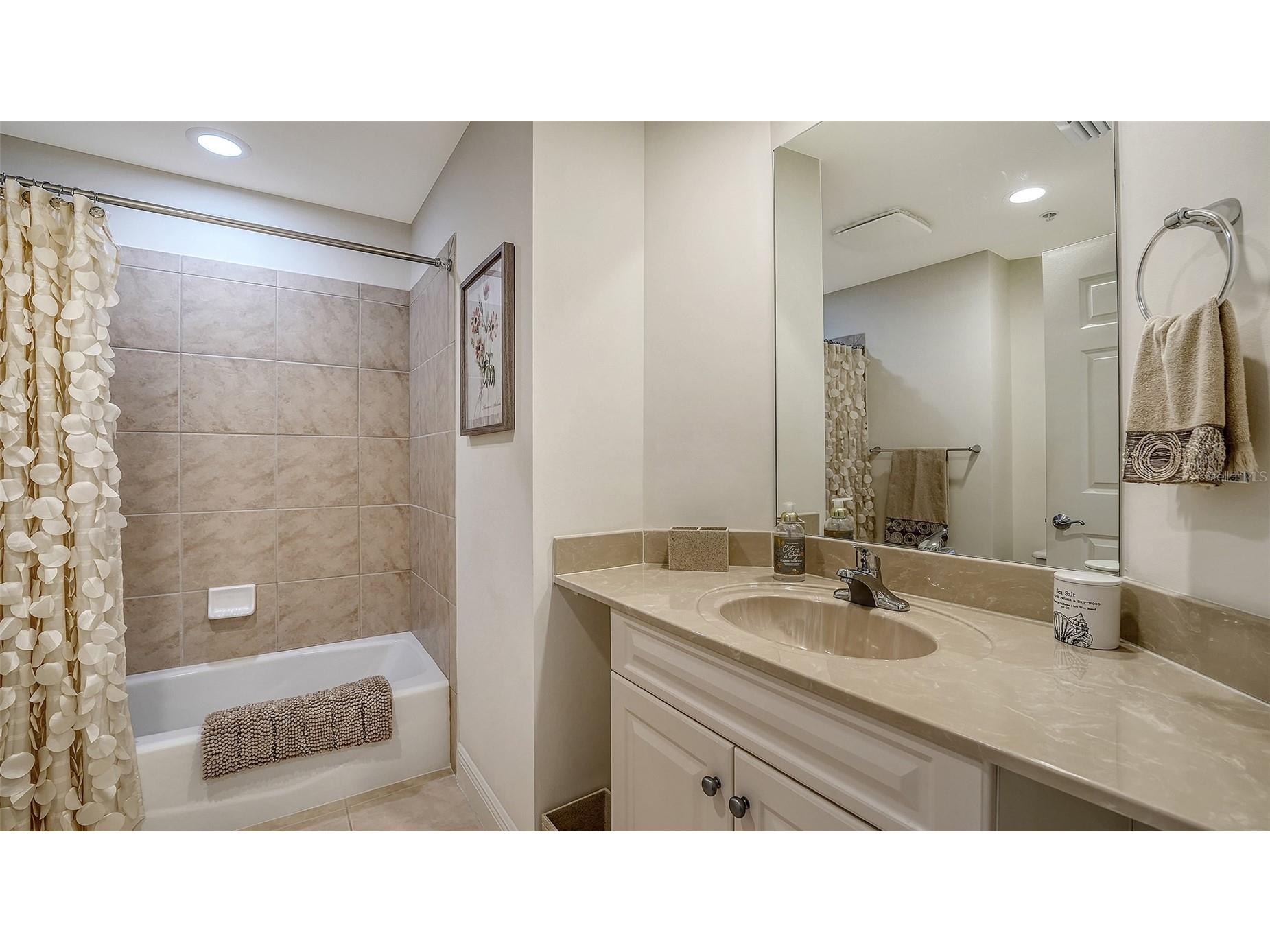 1771 Ringling Boulevard #603 Sarasota FL 34236 A4687061 image37