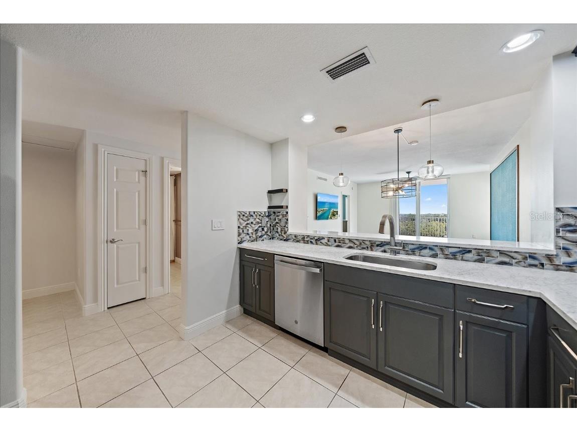 1771 Ringling Boulevard #703 Sarasota FL 34236 A4658164 image18