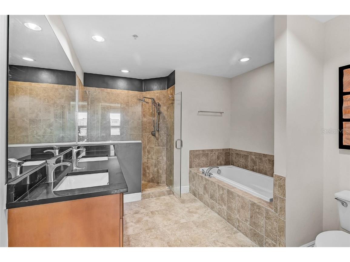 1771 Ringling Boulevard #704 Sarasota FL 34236 A4669115 image15