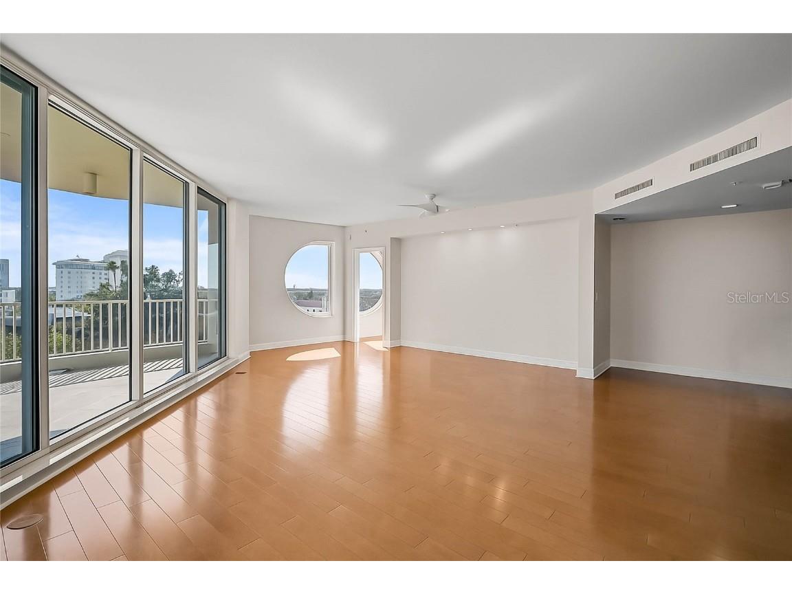 1771 Ringling Boulevard #704 Sarasota FL 34236 A4669115 image8