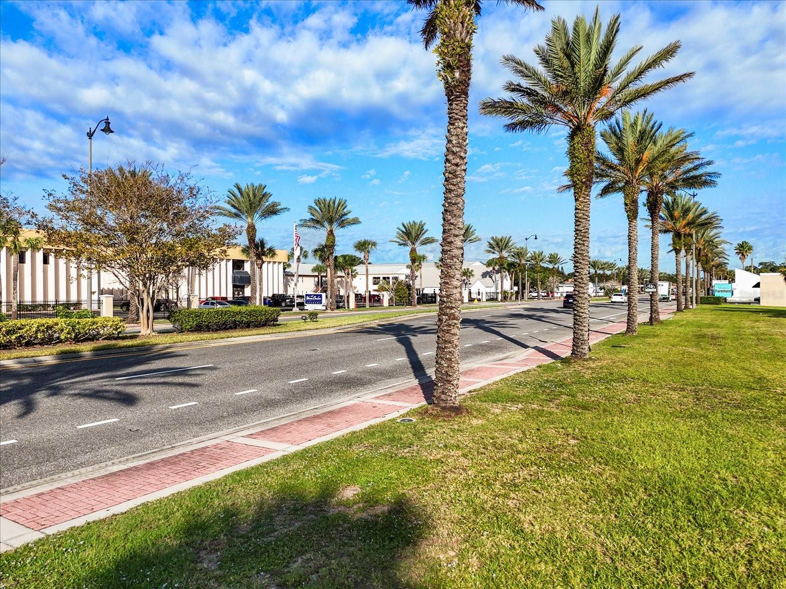 1771 S Ridge Wood Avenue South Daytona FL 32119 O6405311 image1