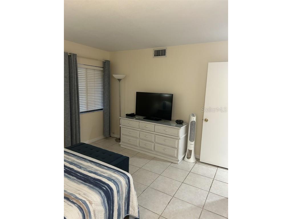 17710 Gulf Boulevard #102 Redington Shores FL 33708 TB8452894 image5