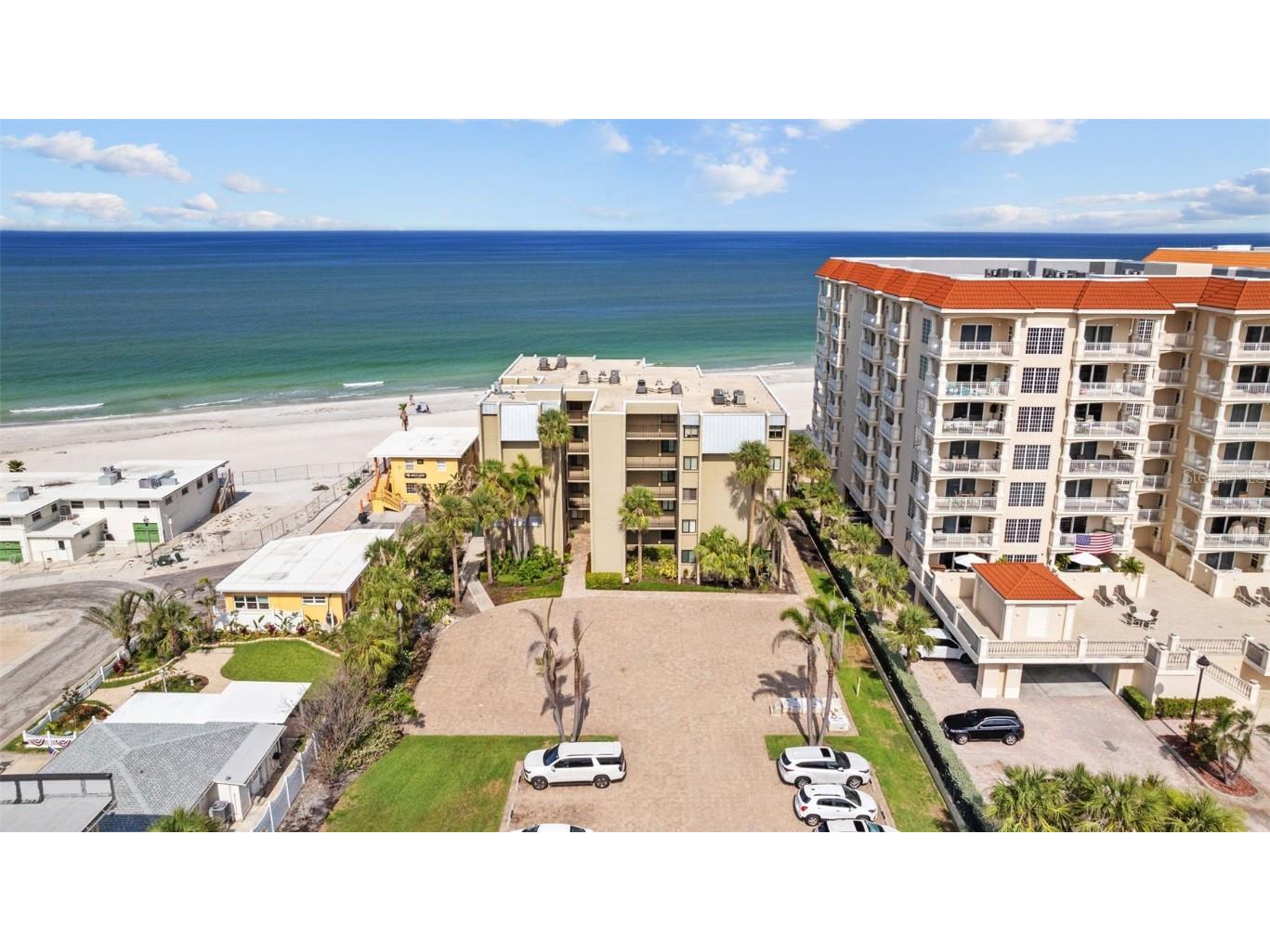 17710 Gulf Boulevard #304 Redington Shores FL 33708 TB8390266 image1
