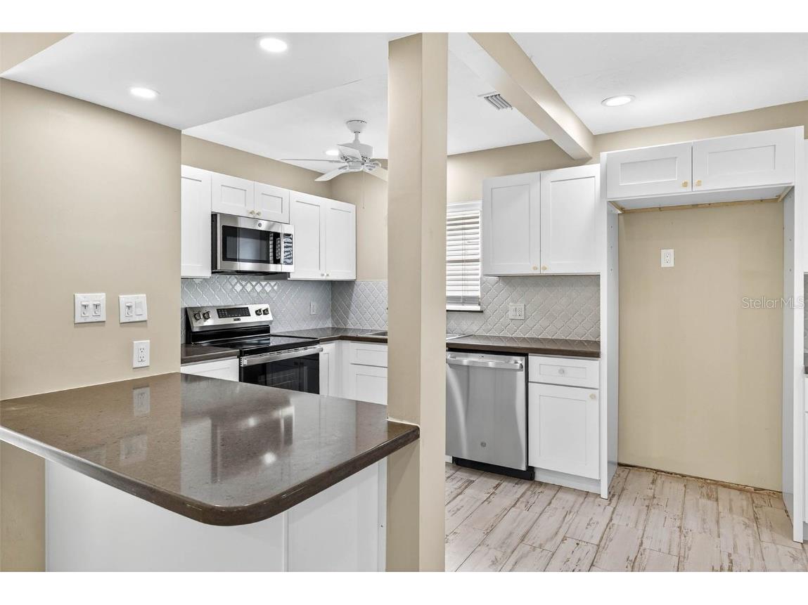 17710 Long Point Drive Redington Shores FL 33708 TB8435881 image10