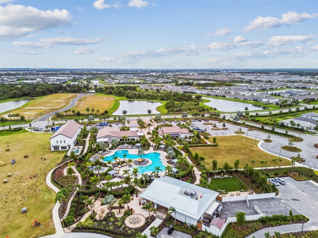 17710 Pastureland Avenue Lakewood Ranch FL 34211 A4671046 image92