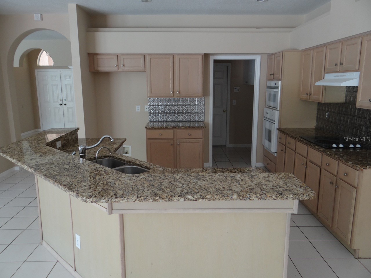 17712 Hampshire Oak Drive Tampa FL 33647 TB8505995 image2
