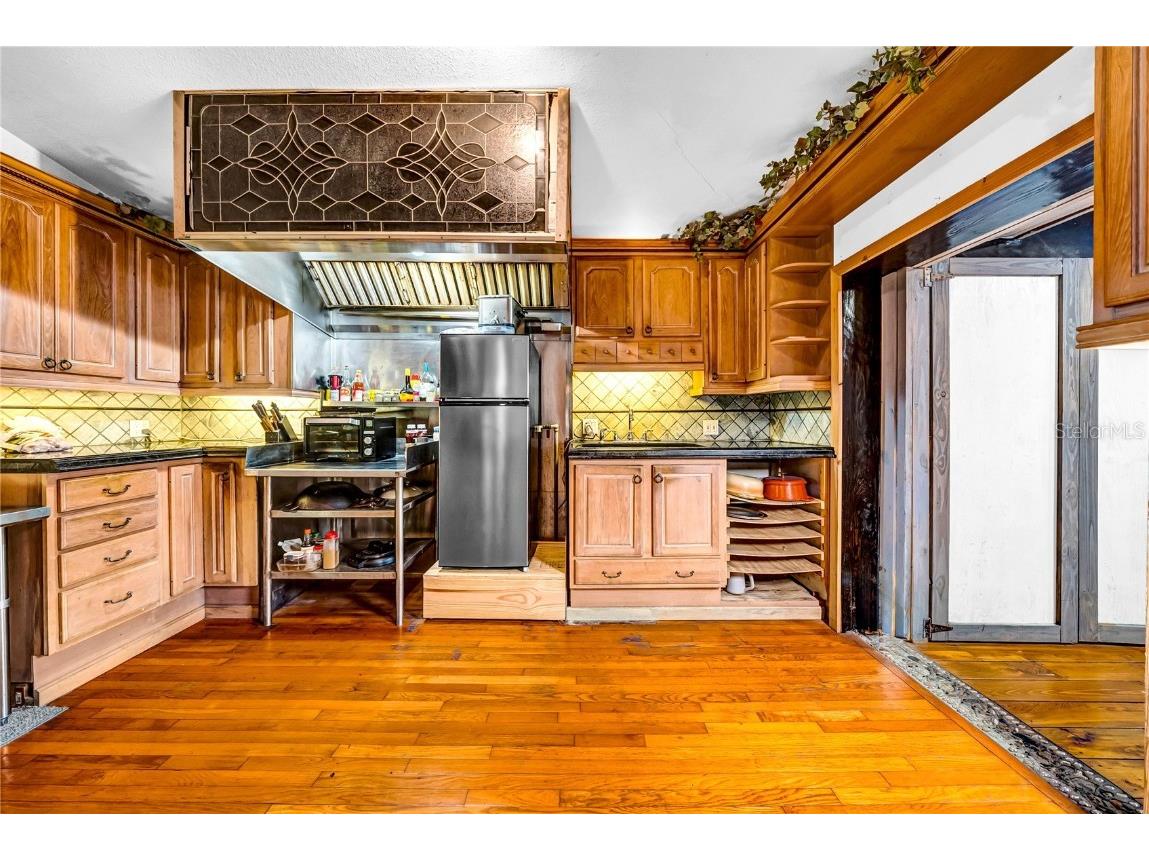 17714 Long Point Drive Redington Shores FL 33708 TB8426825 image10