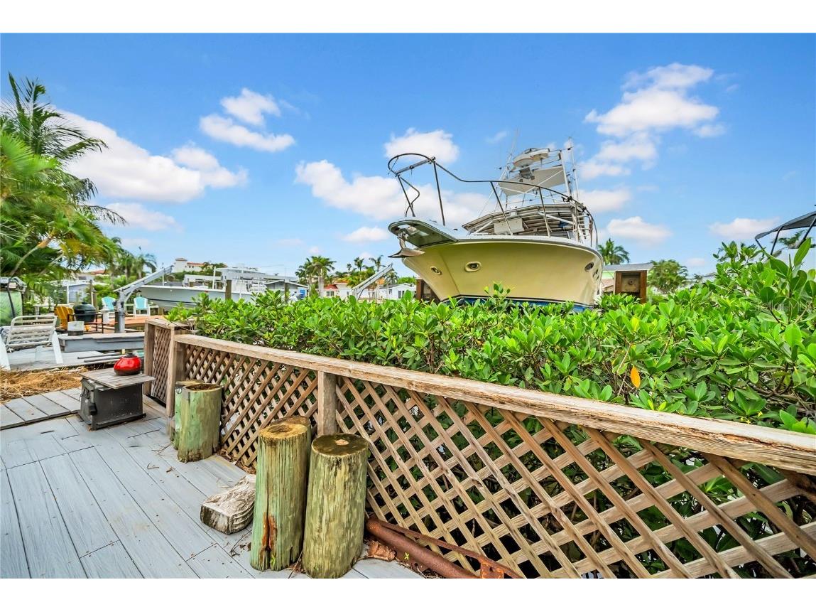 17714 Long Point Drive Redington Shores FL 33708 TB8426825 image25