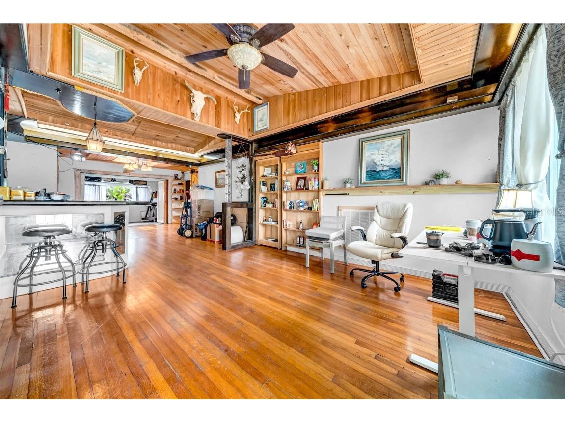 17714 Long Point Drive Redington Shores FL 33708 TB8426825 image4