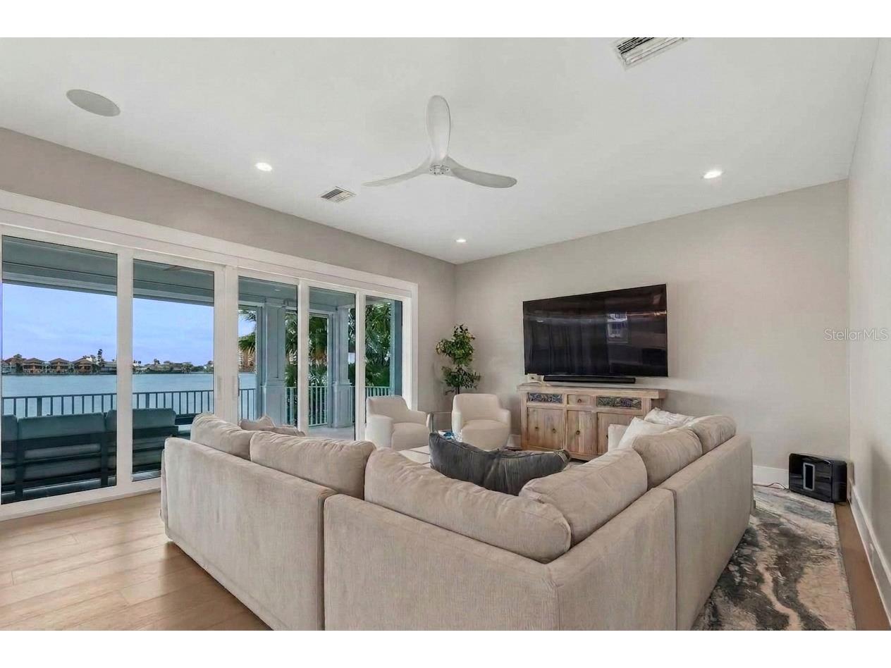 17715 Wall Circle Redington Shores FL 33708 - BOCA CIEGA BAY TB8524247 image13