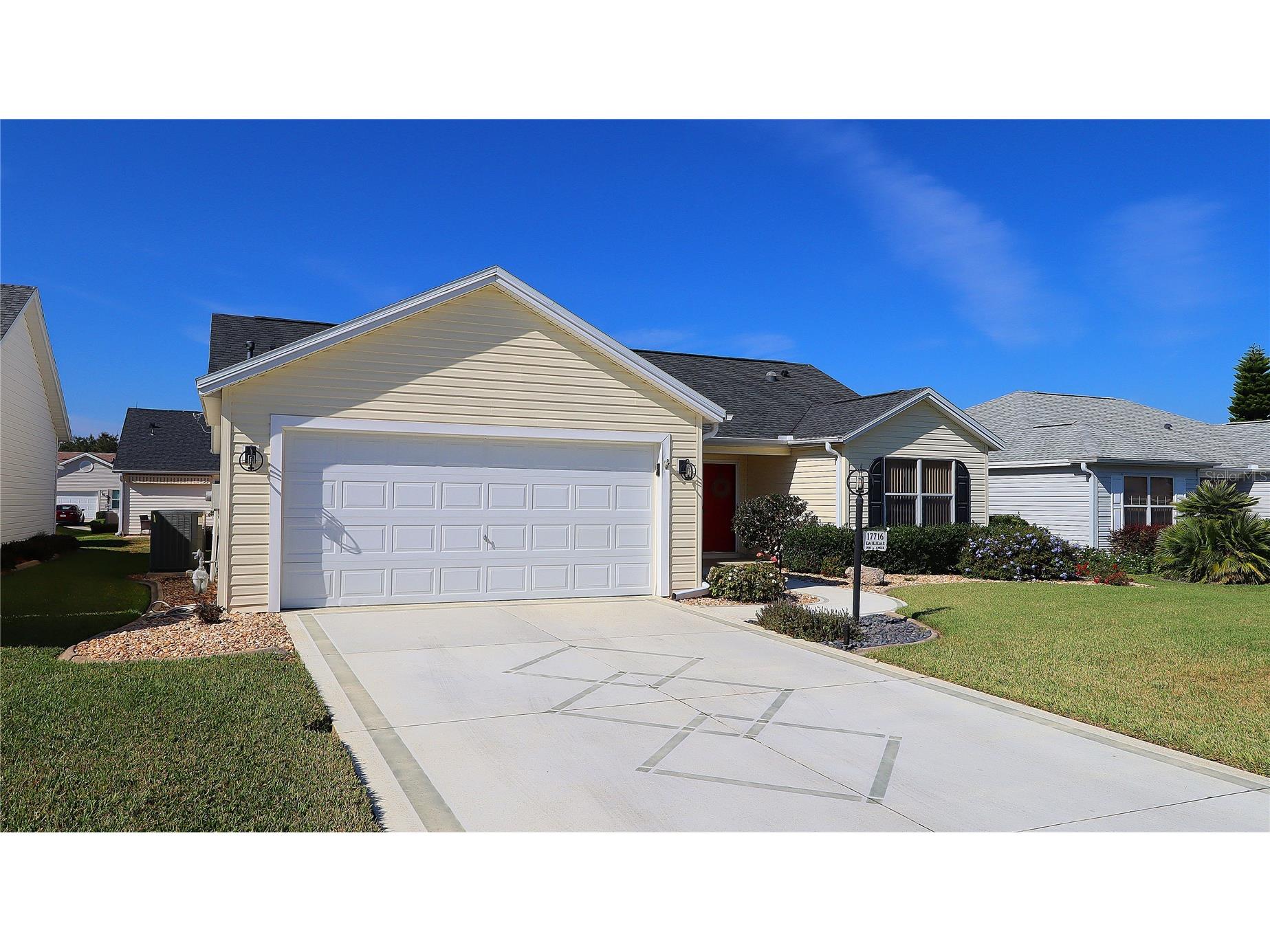 17716 SE 89th Milford Avenue The Villages FL 32162 G5106150 image1