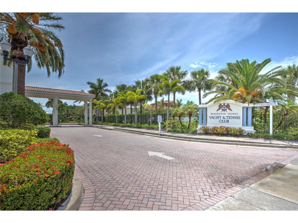 17717 Gulf Boulevard #303 Redington Shores FL 33708 U8205044 image1