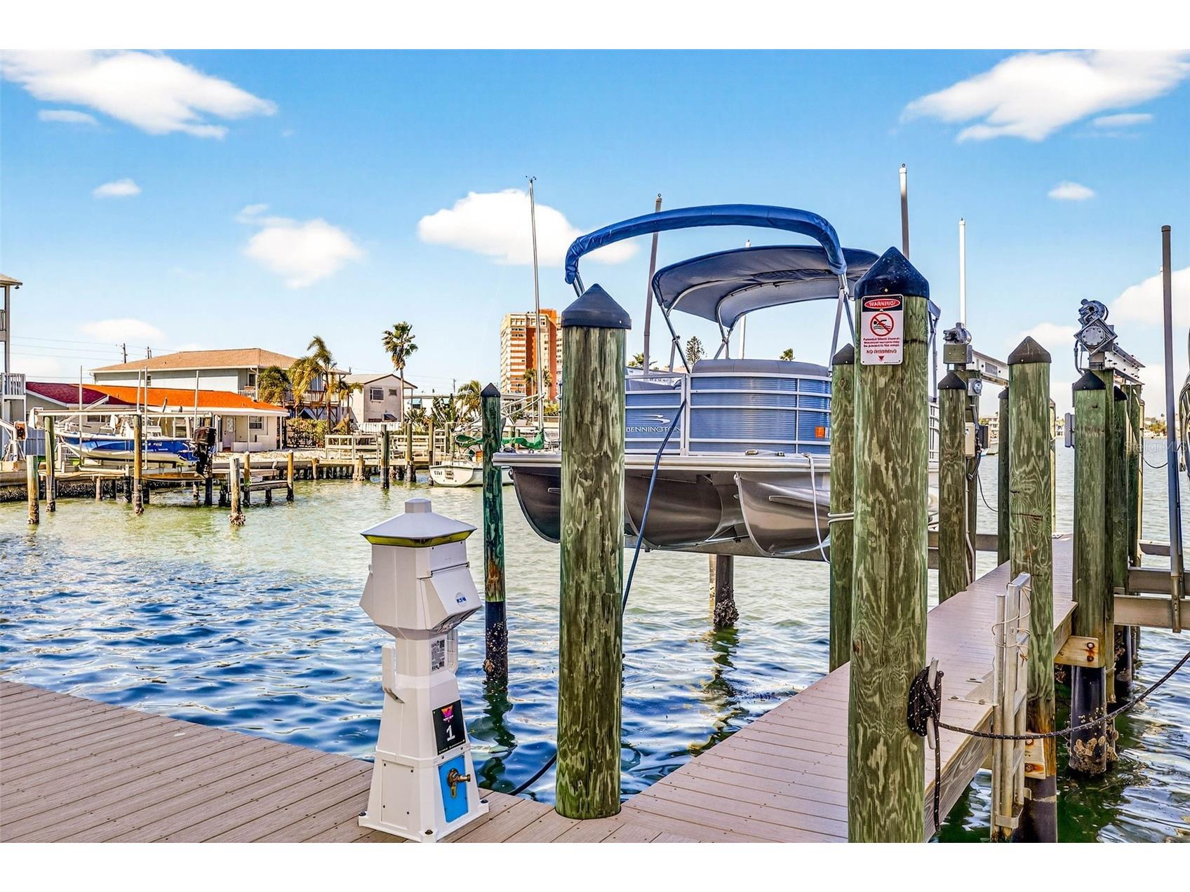 17717 Gulf Boulevard #401 Redington Shores FL 33708 - BOCA CIEGA BAY TB8472016 image2