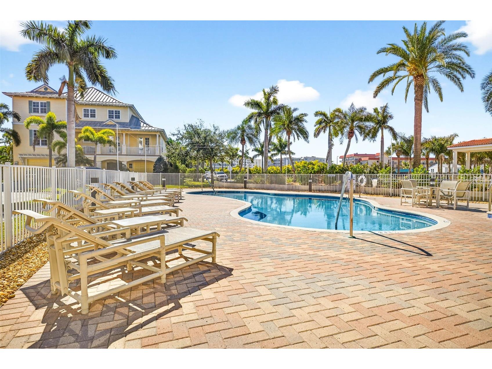 17717 Gulf Boulevard #401 Redington Shores FL 33708 - BOCA CIEGA BAY TB8472016 image53