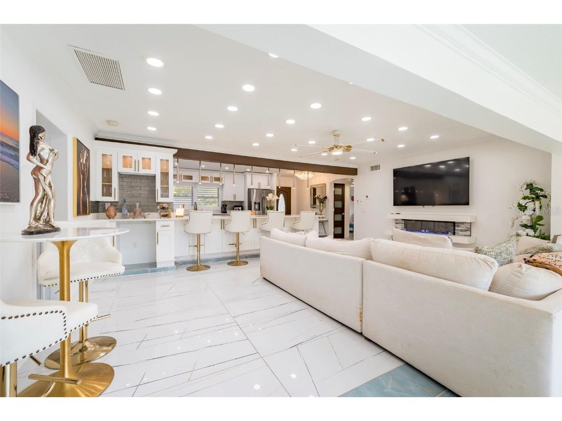 1772 Indian Rocks Road S Largo FL 33774 - INTRACOASTAL TB8356673 image5