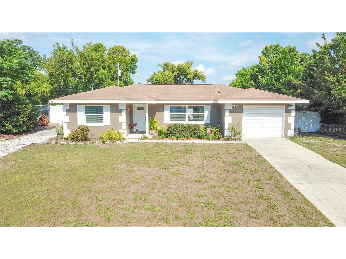 1772 W Acadian Drive Deltona FL 32725 V4937353 image1