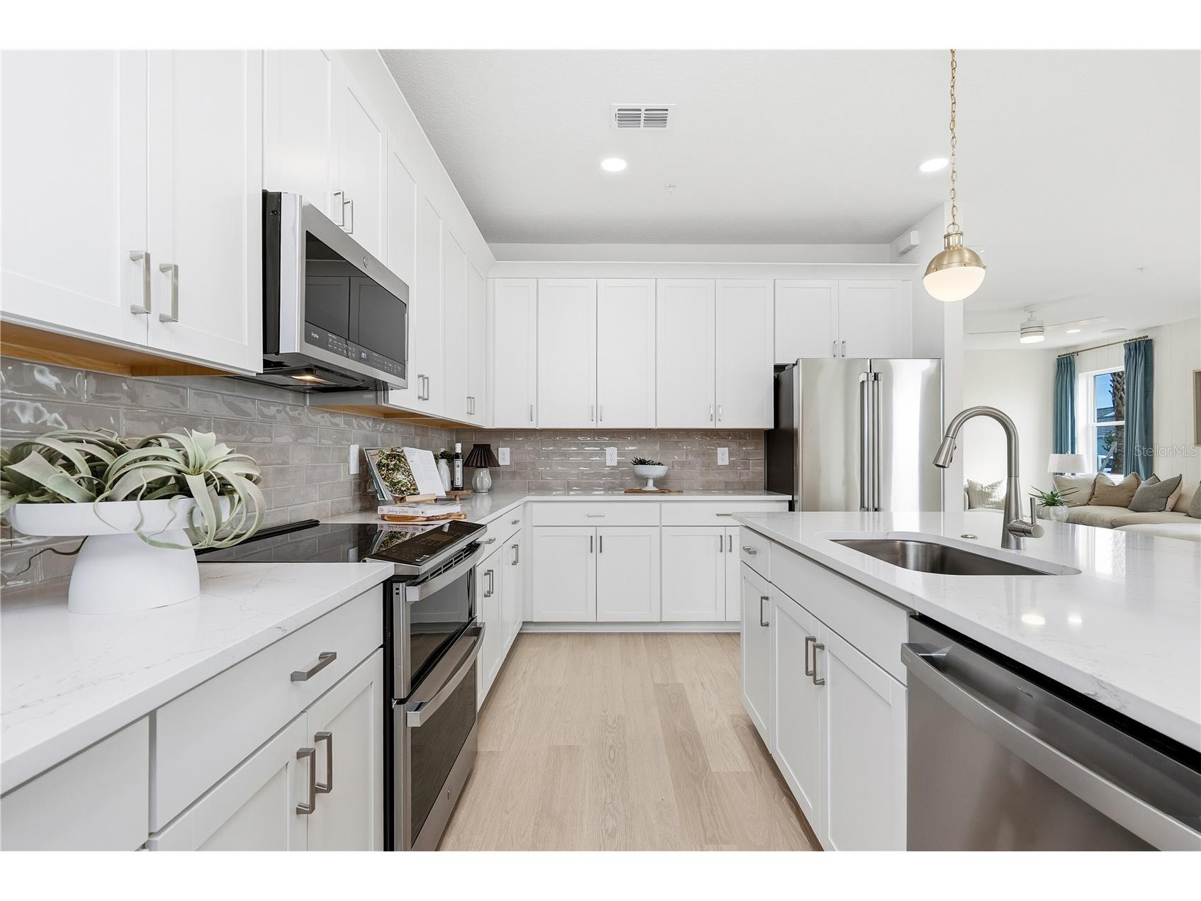 17724 Broadleaf Loop Venice FL 34293 R4910079 image4