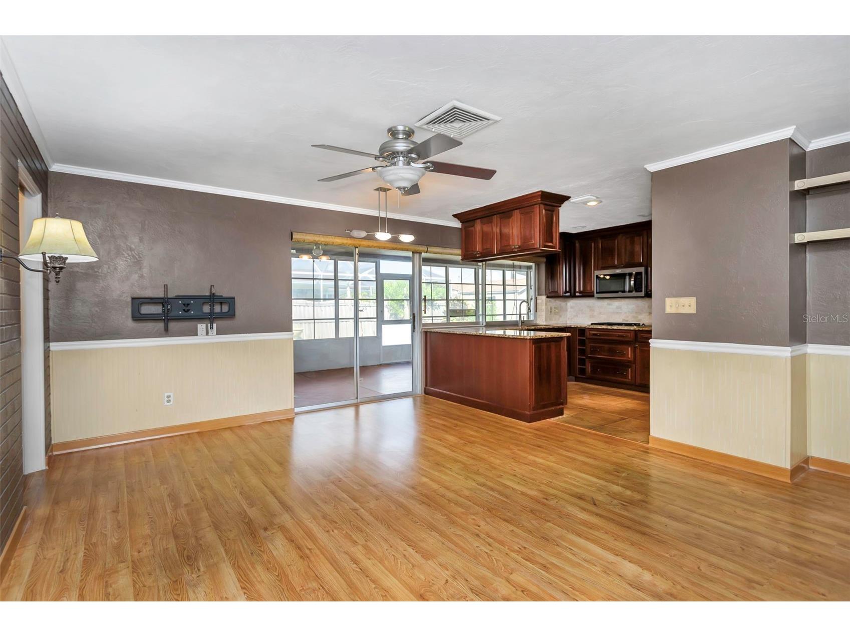 1773 63rd Avenue S Saint Petersburg FL 33712 TB8448778 image18