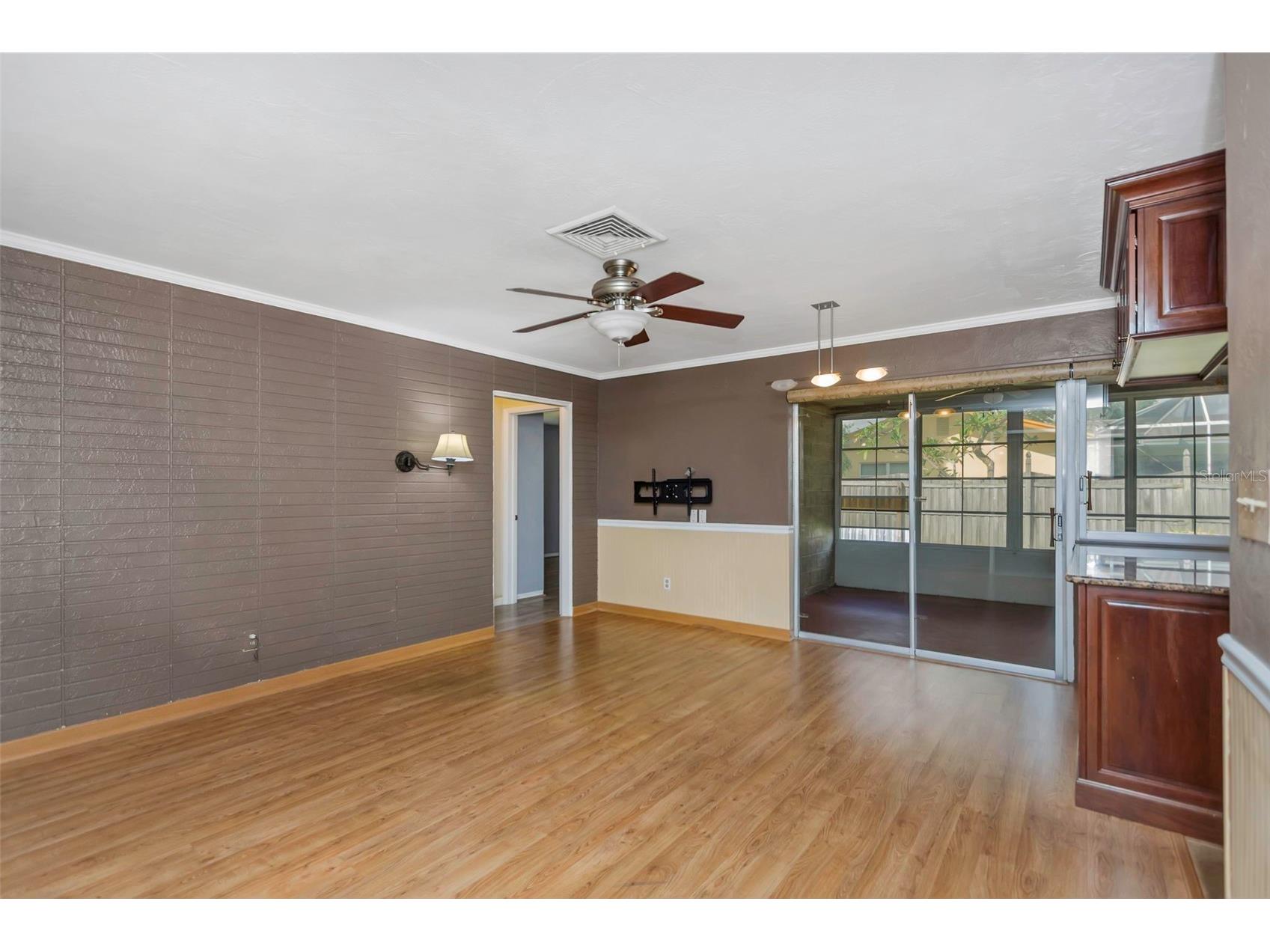 1773 63rd Avenue S Saint Petersburg FL 33712 TB8448778 image19