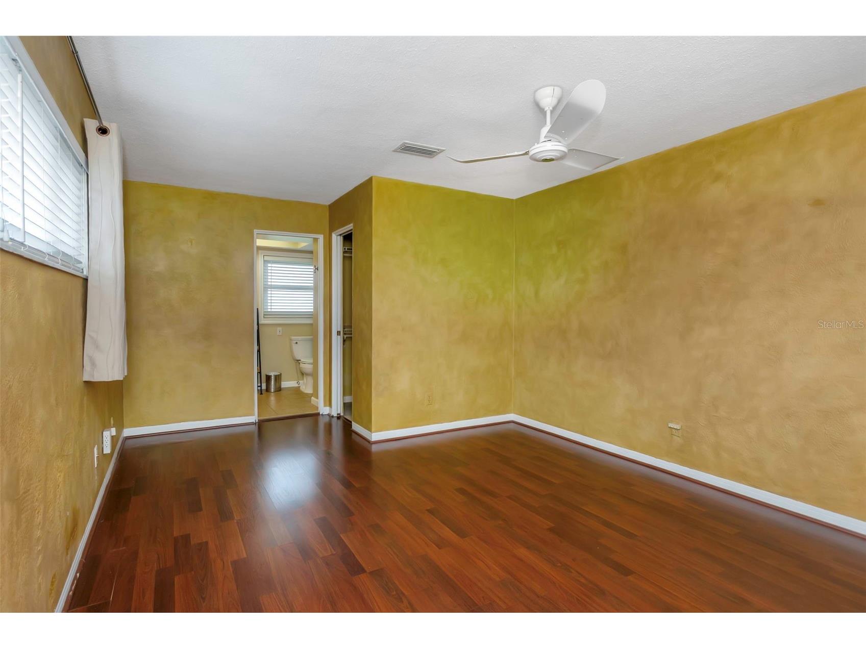 1773 63rd Avenue S Saint Petersburg FL 33712 TB8448778 image23