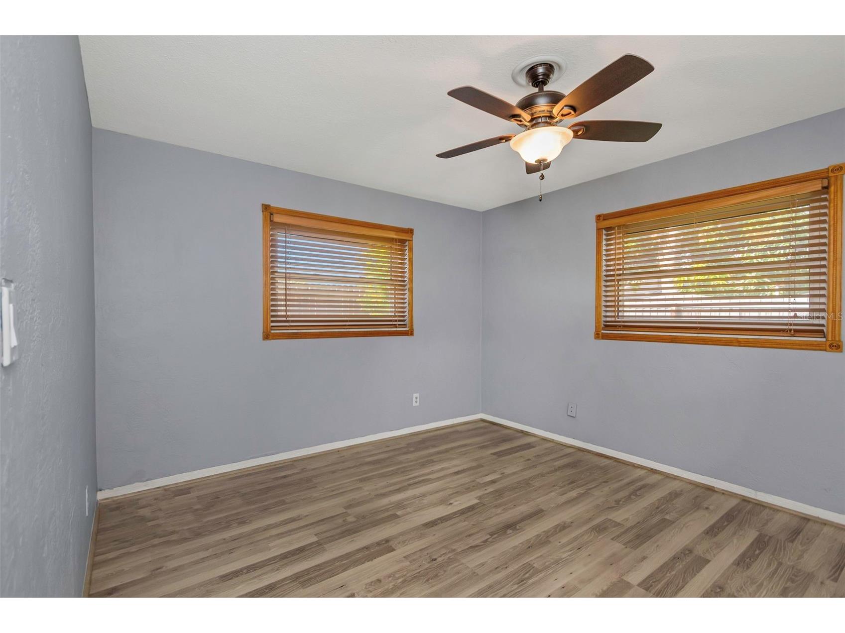 1773 63rd Avenue S Saint Petersburg FL 33712 TB8448778 image30