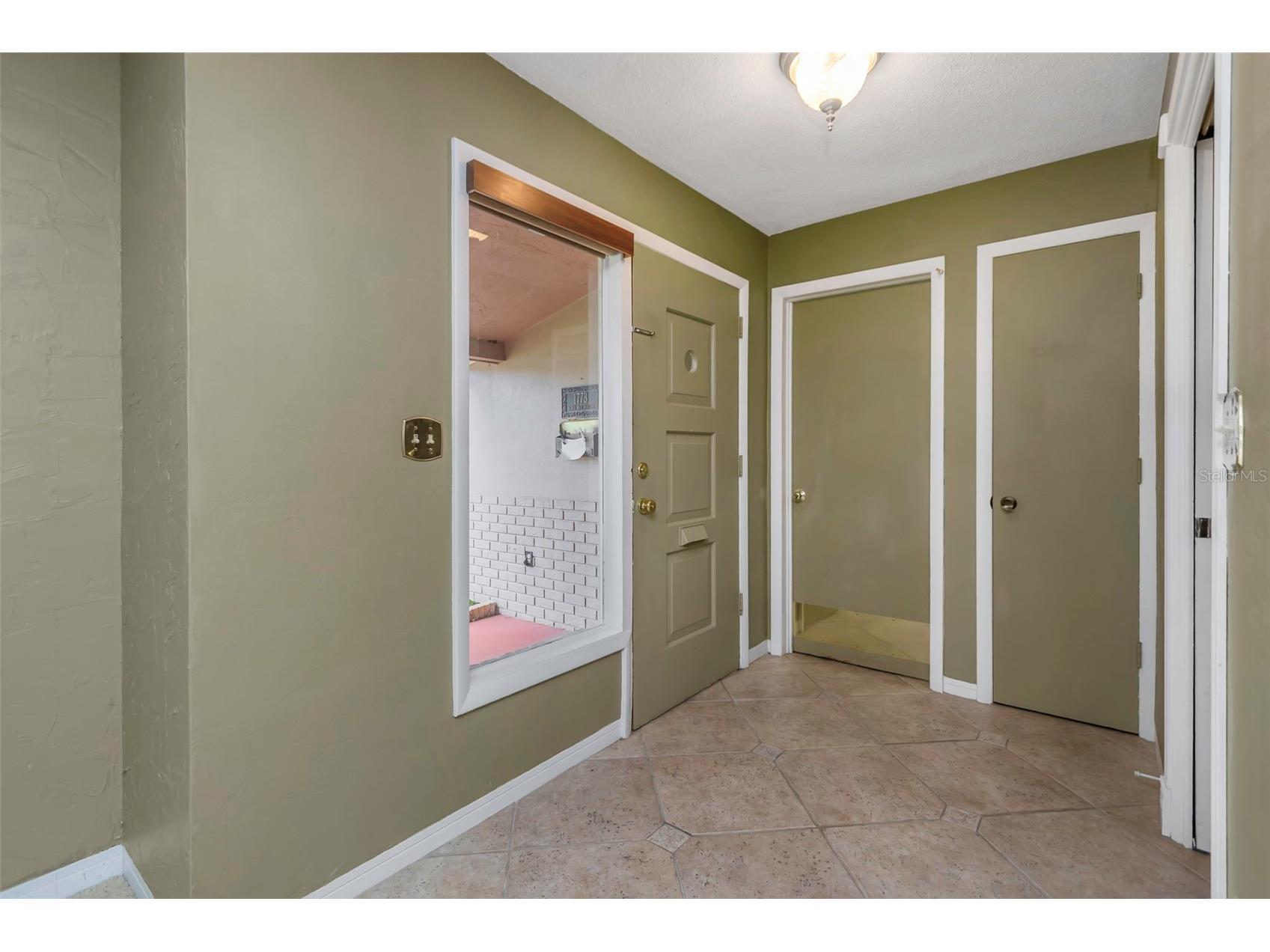 1773 63rd Avenue S Saint Petersburg FL 33712 TB8448778 image5