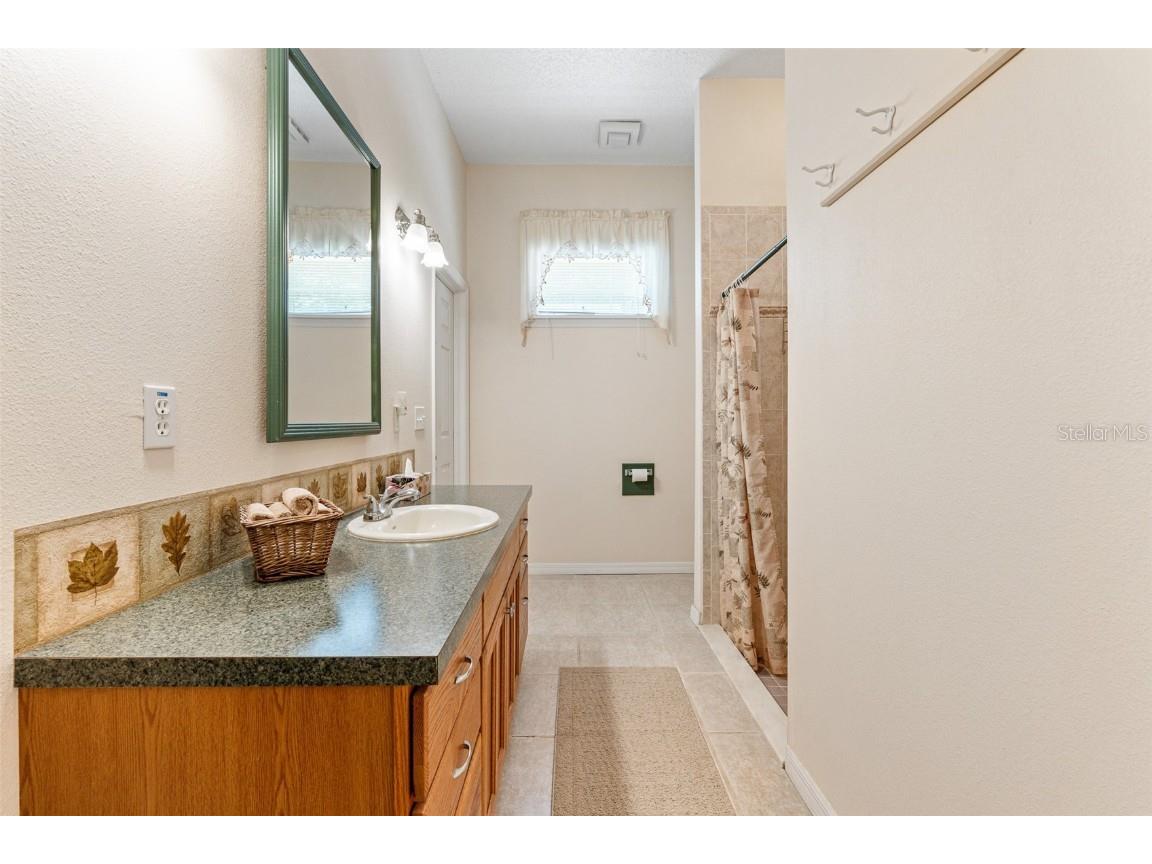 1773 Blue Oak Court Deland FL 32720 V4943967 image21