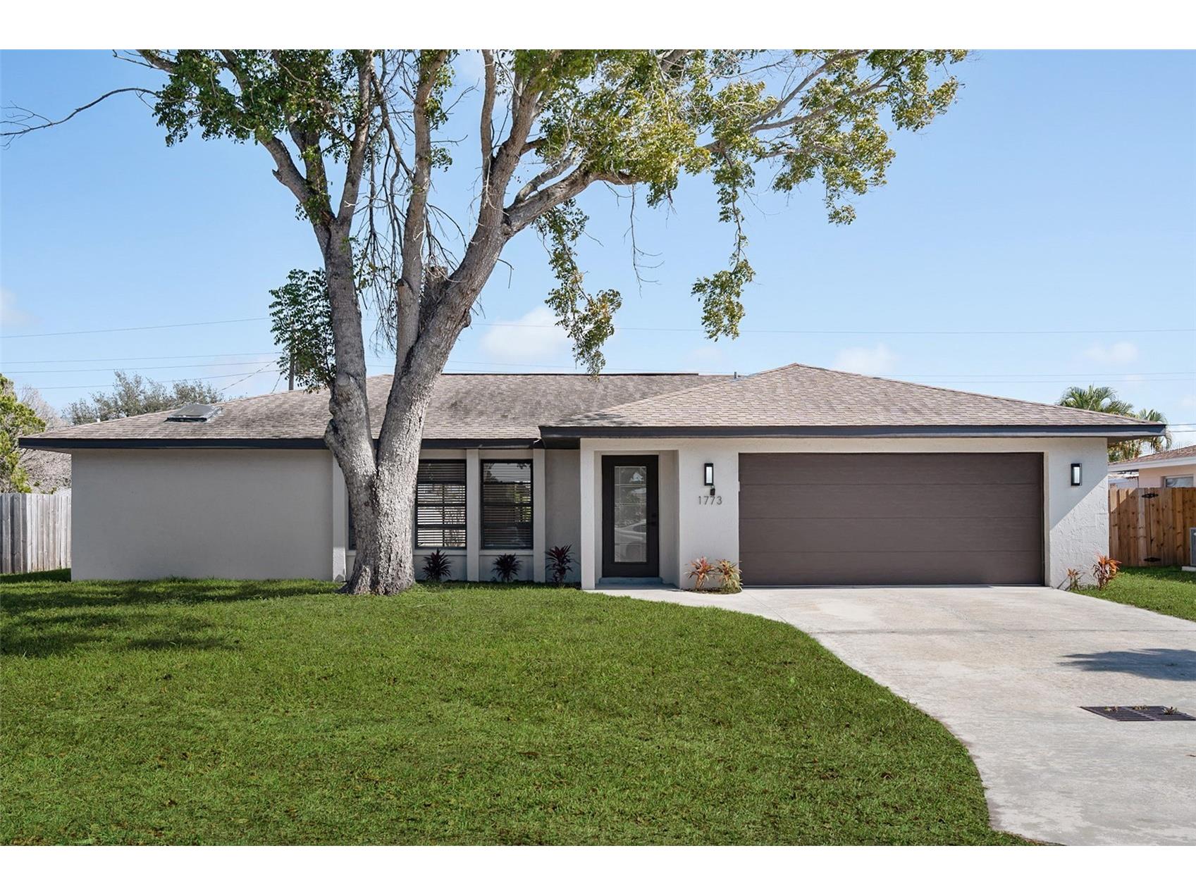 1773 Coconut Drive Venice FL 34293 C7520992 image1