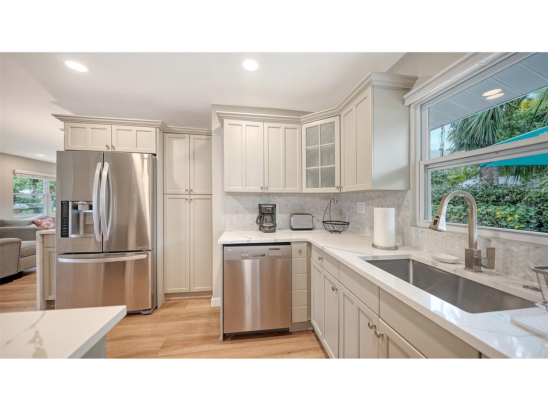 1773 Harmony Lane Sarasota FL 34239 A4692810 image16