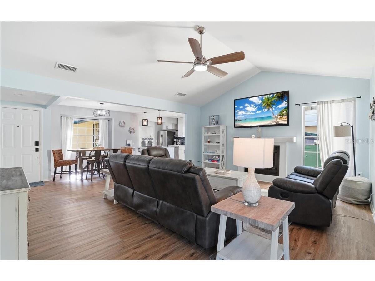 1773 Southwood Street Sarasota FL 34231 - PHILLIPPI CREEK A4677227 image12