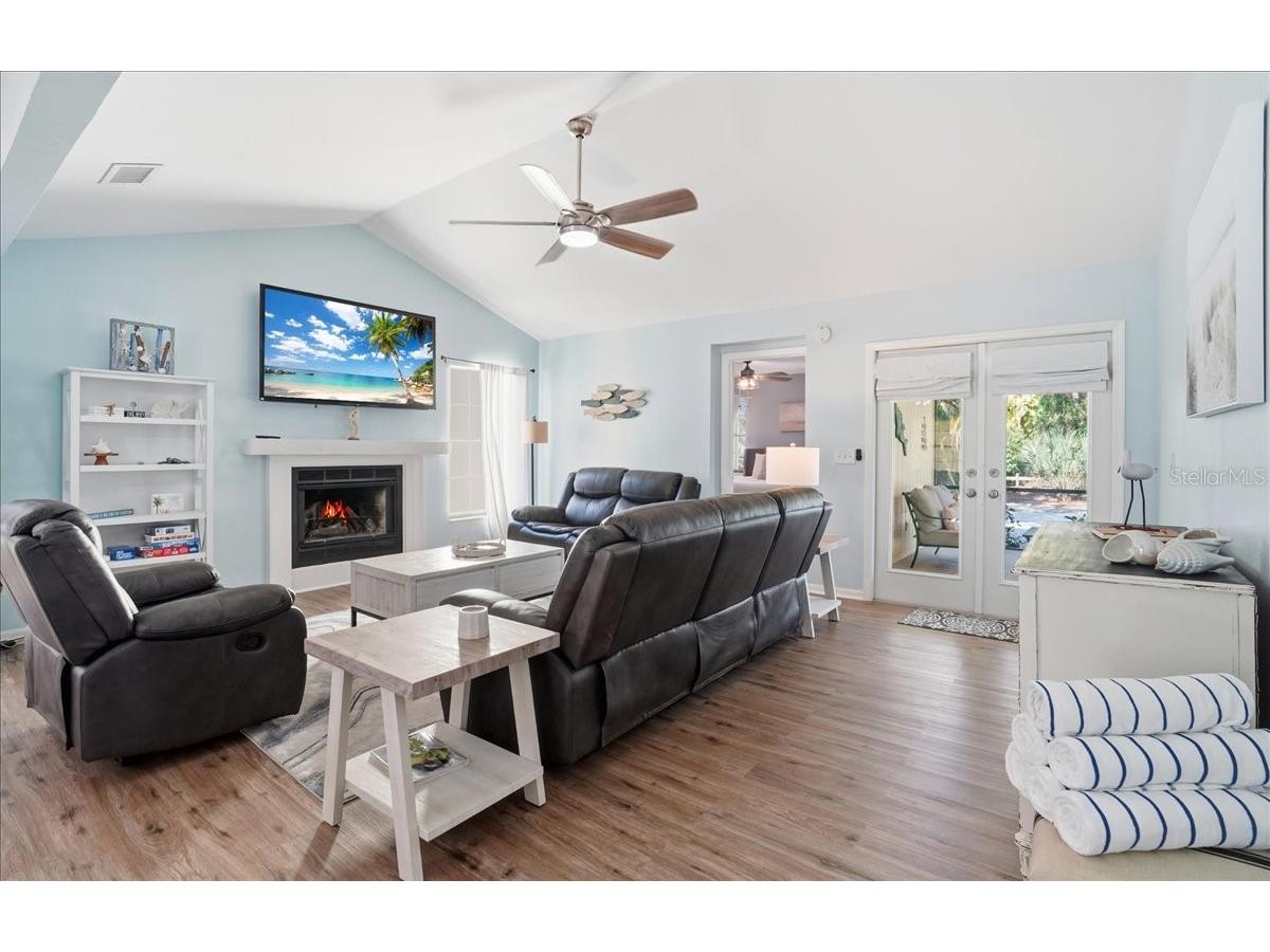 1773 Southwood Street Sarasota FL 34231 - PHILLIPPI CREEK A4677227 image13