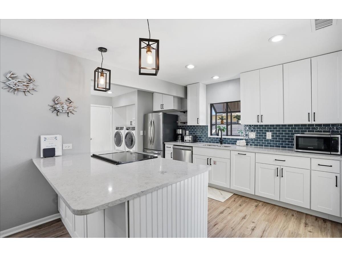 1773 Southwood Street Sarasota FL 34231 - PHILLIPPI CREEK A4677227 image5