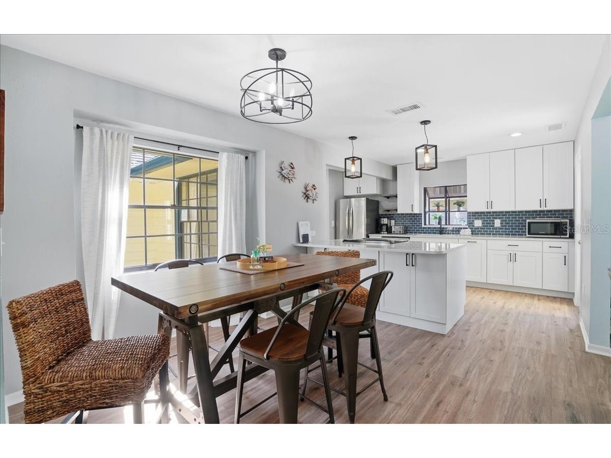 1773 Southwood Street Sarasota FL 34231 - PHILLIPPI CREEK A4677227 image6