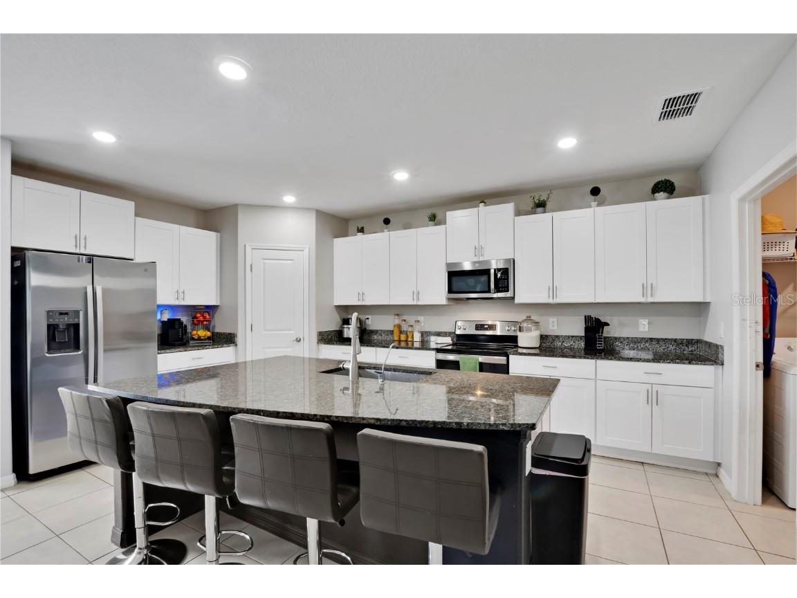 1773 Yellow Trail Lakeland FL 33801 TB8358803 image11