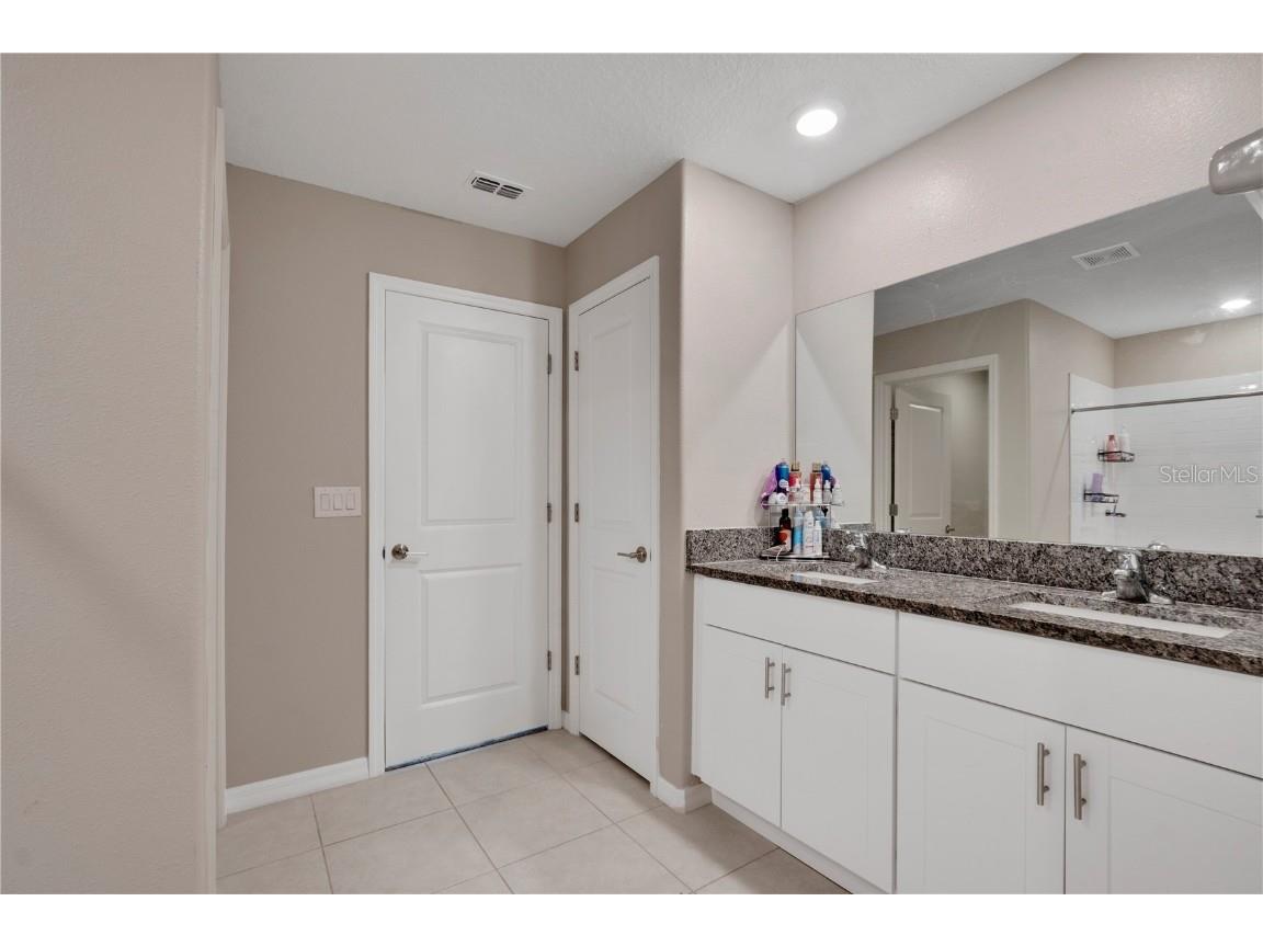 1773 Yellow Trail Lakeland FL 33801 TB8358803 image23